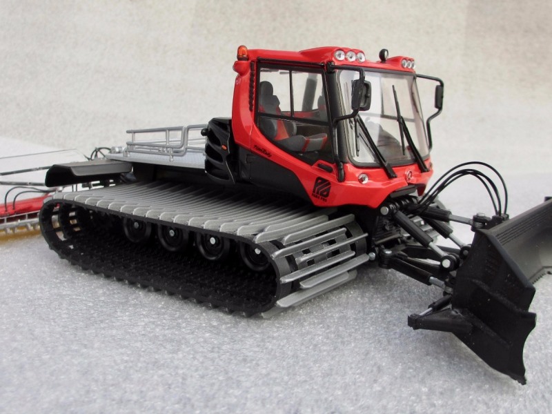 Pistenking Funktionsmodellbau Decal Set for PistenBully 400 ParkPro